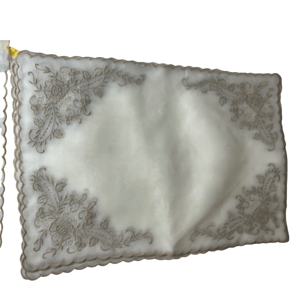 Vtg‎ Tesoro's Manila Hand Embroidered Placemats Set of 8 Cutwork Linen Scalloped